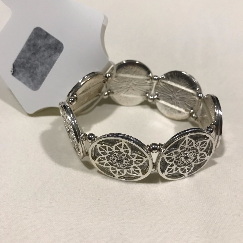 Bracelet silver color - New